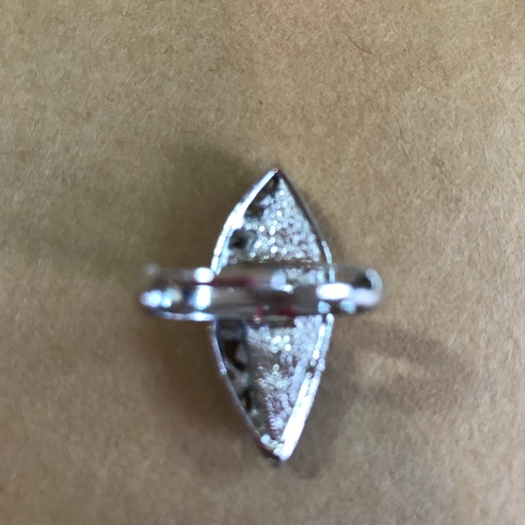 SIGNED Emmons Onyx Filigree Adjustable Ring - Picture 6 of 8